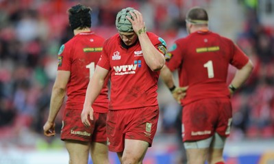 17.04.10 - Scarlets v Cardiff Blues - Magners League - Jonathan Davies of Scarlets looks dejected. 