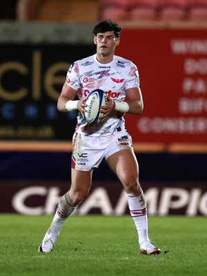 061225 - Scarlets v Bristol Bears - Investec European Champions Cup - Eddie James of Scarlets 