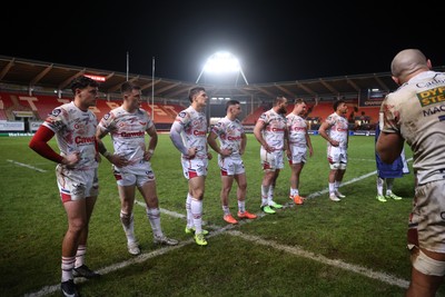 061225 - Scarlets v Bristol Bears - Investec European Champions Cup - Dejected Scarlets at full time