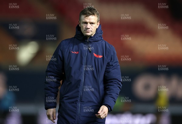 061225 - Scarlets v Bristol Bears - Investec European Champions Cup - Scarlets Head Coach Dwyane Peel 