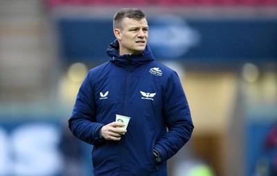 310323 - Scarlets v Brive - European Rugby Challenge Cup - Scarlets head coach Dwayne Peel during the warm up