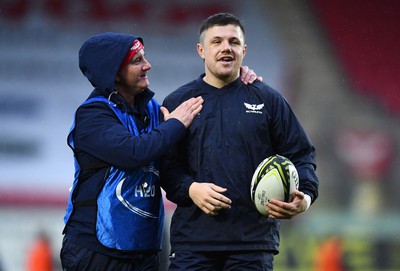 310323 - Scarlets v Brive - European Rugby Challenge Cup - Steff Evans of Scarlets during the warm up