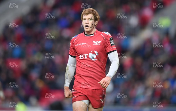 010117 - Scarlets v Cardiff Blues - Guinness PRO12 - Rhys Patchell of Scarlets by Ben Evans/Huw Evans Agency