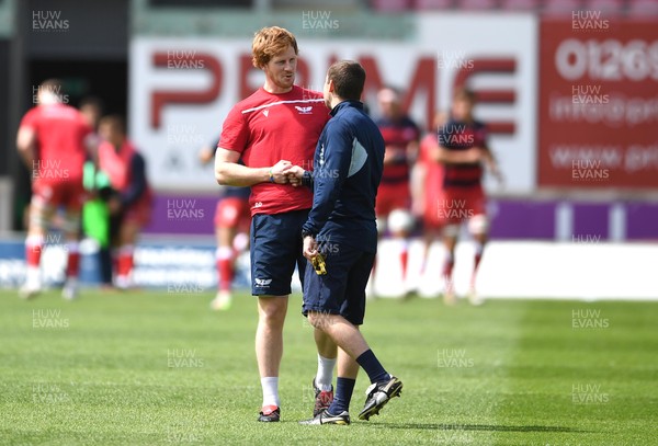 150521 - Scarlets v Cardiff Blues - Guinness PRO14 Rainbow Cup - Rhys Patchell and Richie Rees during the war, up
