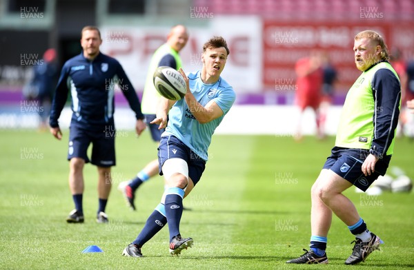 150521 - Scarlets v Cardiff Blues - Guinness PRO14 Rainbow Cup - Jarrod Evans of Cardiff Blues during the warm up