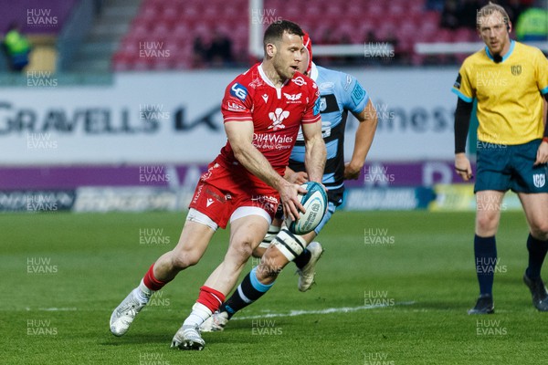 020422 - Scarlets v Cardiff Rugby - United Rugby Championship - Gareth Davies of Scarlets looks to kick
