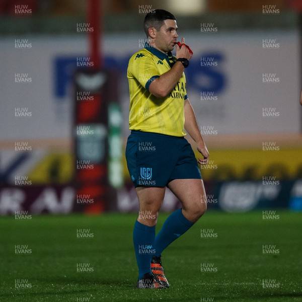 041123 - Scarlets v Cardiff Rugby - United Rugby Championship - Referee Adam Jones