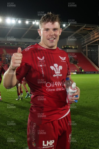 041123 - Scarlets v Cardiff Rugby - United Rugby Championship - Teddy Leatherbarrow of Scarlets on his URC debut