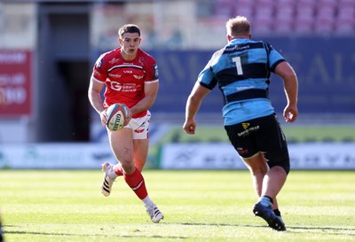 180426 - Scarlets v Cardiff Rugby - United Rugby Championship - Joe Hawkins of Scarlets 