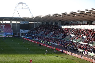 180426 - Scarlets v Cardiff Rugby - United Rugby Championship - Callum Sheedy of Cardiff kicks the conversion