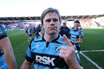 180426 - Scarlets v Cardiff Rugby - United Rugby Championship - Dan Thomas of Cardiff at full time