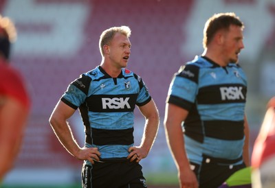 180426 - Scarlets v Cardiff Rugby - United Rugby Championship - Johan Mulder of Cardiff 