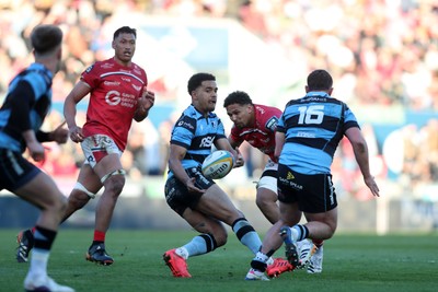 180426 - Scarlets v Cardiff Rugby - United Rugby Championship - Ben Thomas of Cardiff Rugby