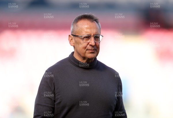 180426 - Scarlets v Cardiff Rugby - United Rugby Championship - Scarlets Director of Rugby Nigel Davies