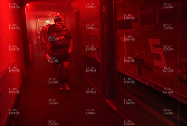 180426 - Scarlets v Cardiff Rugby - United Rugby Championship - Liam Belcher of Cardiff 