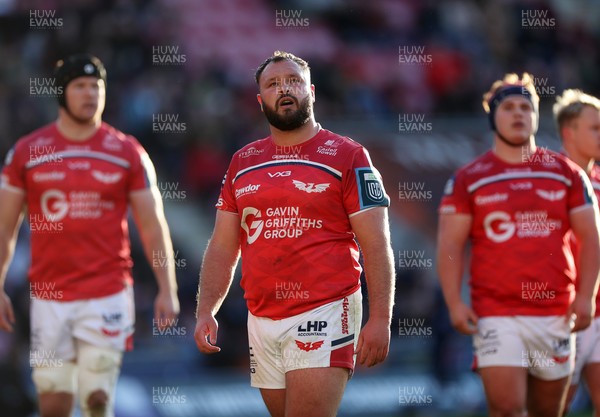 180426 - Scarlets v Cardiff Rugby - United Rugby Championship - Harri O�Connor of Scarlets 