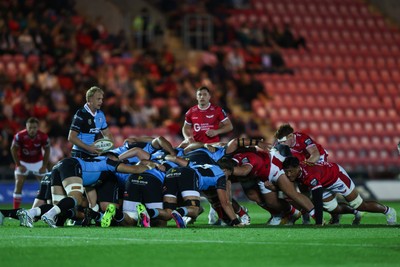 260926 - Scarlets v Cardiff Rugby - United Rugby Championship - Johan Mulder of Cardiff prepares to put the ball into scrum