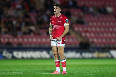 260926 - Scarlets v Cardiff Rugby - United Rugby Championship - Joe Roberts of Scarlets