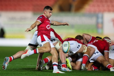 260926 - Scarlets v Cardiff Rugby - United Rugby Championship - Dane Blacker of Scarlets kicks the ball