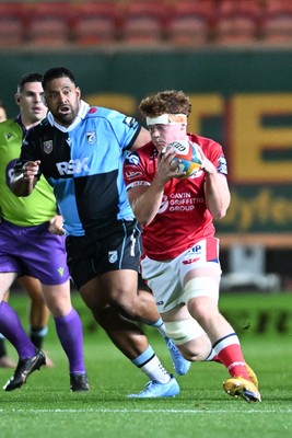 260926 - Scarlets v Cardiff Rugby - United Rugby Championship - Osian Williams of Scarlets 