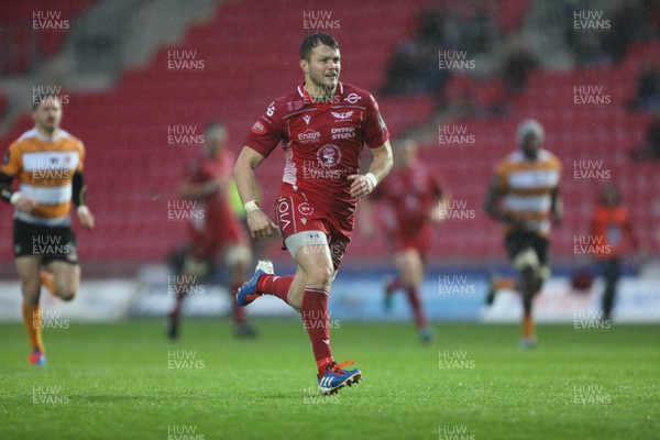 021119 - Scarlets v Toyota Cheetahs - Guinness PRO14  Steff Hughes of Scarlets chases his kick ahead 