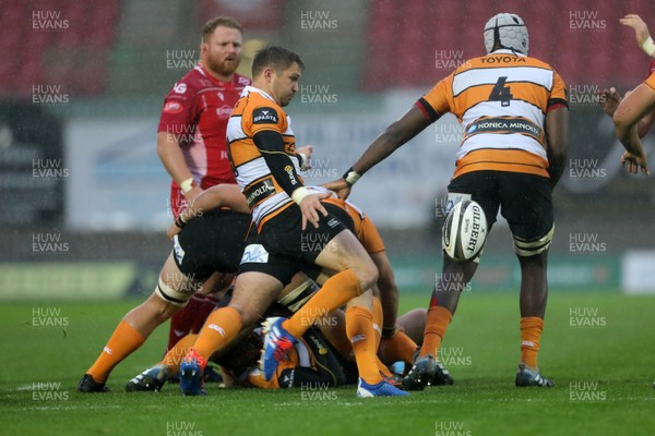 021119 - Scarlets v Toyota Cheetahs - Guinness PRO14  Tian Meyer of Cheetahs clears from a ruck 