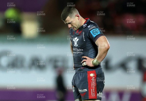 190222 - Scarlets v Connacht - United Rugby Championship - Dejected Scott Williams of Scarlets