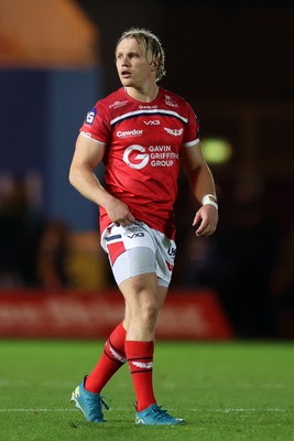 101025 - Scarlets v DHL Stormers - United Rugby Championship - Blair Murray of Scarlets 