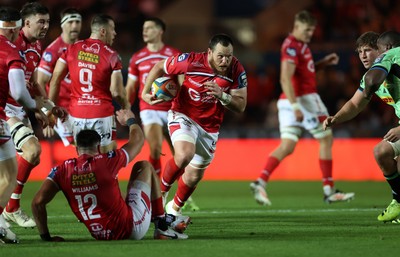 101025 - Scarlets v DHL Stormers - United Rugby Championship - Marnus van der Merwe of Scarlets on the charge
