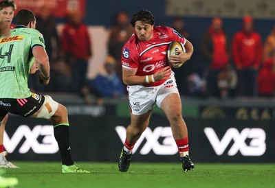 101025 - Scarlets v DHL Stormers, United Rugby Championship - Archer Holz of Scarlets