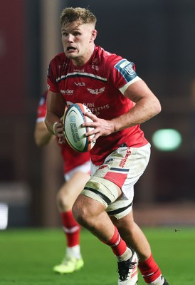 101025 - Scarlets v DHL Stormers, United Rugby Championship - Taine Plumtree of Scarlets