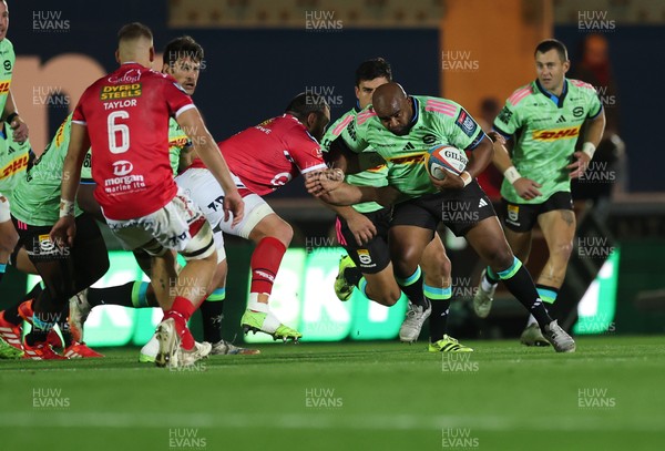 101025 - Scarlets v DHL Stormers, United Rugby Championship - Ali Vermaak of Stormers charges forward