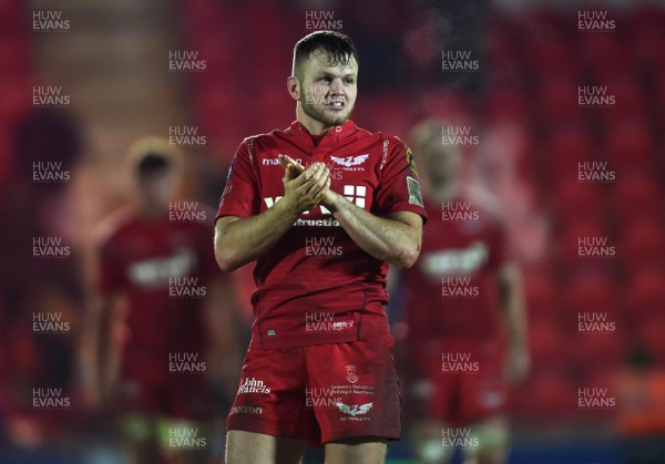 050118 - Scarlets v Dragons - Guinness PRO14 - Steff Hughes of Scarlets at the end of the game