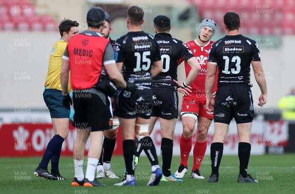 160422 - Scarlets v Dragons - United Rugby Championship - Jonathan Davies of Scarlets is given a yellow card for his tackle on Josh Lewis of Dragons