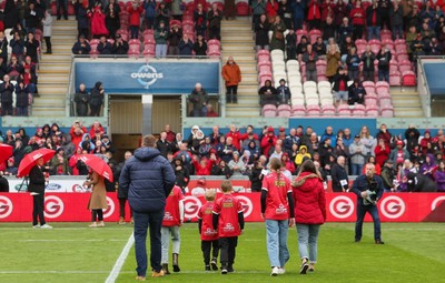 160526 - Scarlets v Dragons RFC, United Rugby Championship - Scarlets Jake Ball and his family are applauded by the fans as he leaves the club at the end of the season