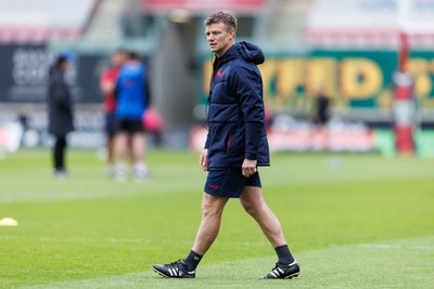 160526 - Scarlets v Dragons RFC - United Rugby Championship - Scarlets head coach Dwayne Peel during the warm up