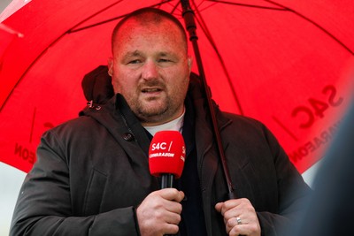160526 - Scarlets v Dragons RFC - United Rugby Championship - Ken Owens working as a pundit for S4C