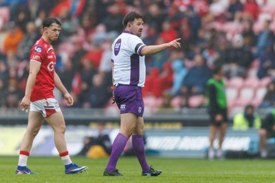 160526 - Scarlets v Dragons RFC - United Rugby Championship - Referee Ben Whitehouse