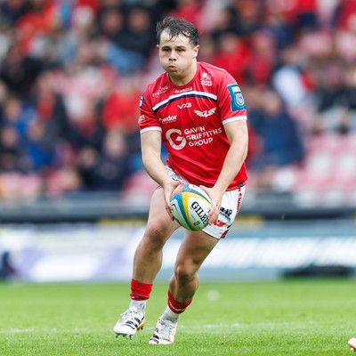 160526 - Scarlets v Dragons RFC - United Rugby Championship - Carwyn Leggatt-Jones of Scarlets