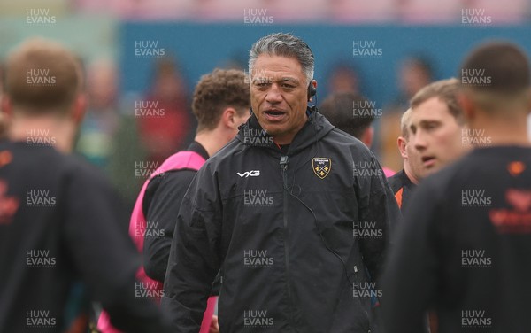 160526 - Scarlets v Dragons RFC, United Rugby Championship - Dragons Head Coach Filo Tiatia during warm up