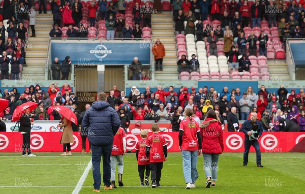160526 - Scarlets v Dragons RFC, United Rugby Championship - Scarlets Jake Ball and his family are applauded by the fans as he leaves the club at the end of the season