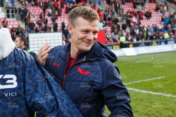 160526 - Scarlets v Dragons RFC - United Rugby Championship - Scarlets head coach Dwayne Peel at the end of the match