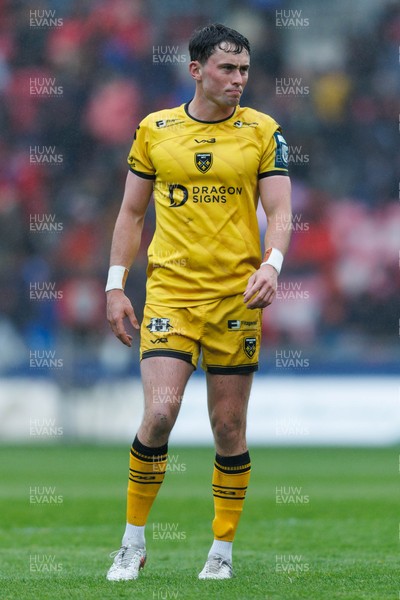 160526 - Scarlets v Dragons RFC - United Rugby Championship - Niall Armstrong of Dragons