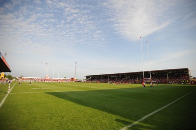 10.05.08 - Magners League Rugby Llanelli Scarlets v Edinburgh Scarlets current home, Stradey Patk 