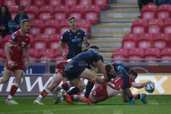 180223 - Scarlets v Edinburgh Rugby - United Rugby Championship - Ryan Conbeer of Scarlets scores a try