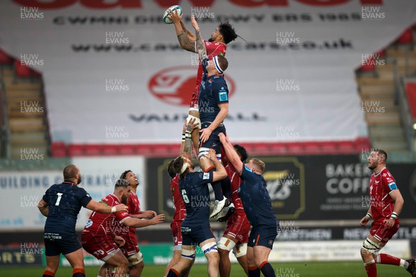 180223 - Scarlets v Edinburgh Rugby - United Rugby Championship - Vaea Fifita of Scarlets wins a lineout