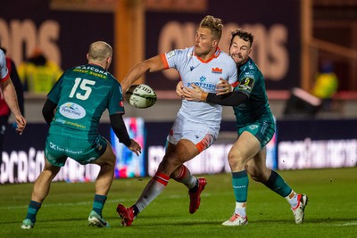 190124 - Scarlets v Edinburgh Rugby - EPCR Challenge Cup - Duhan van der Merwe of Edinburgh is tackled by Ryan Conbeer of Scarlets