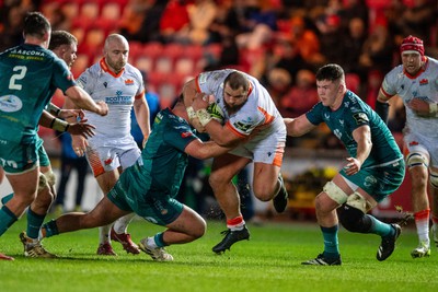 190124 - Scarlets v Edinburgh Rugby - EPCR Challenge Cup - Pierre Schoeman of Edinburgh is tackled by Harri O’Connor of Scarlets