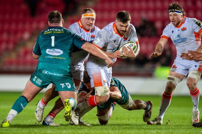 190124 - Scarlets v Edinburgh Rugby - EPCR Challenge Cup - Luke Crosbie of Edinburgh is tackled by Steff Thomas of Scarlets