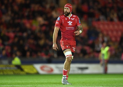 011021 - Scarlets v Emirates Lions - United Rugby Championship - Blade Thomson of Scarlets